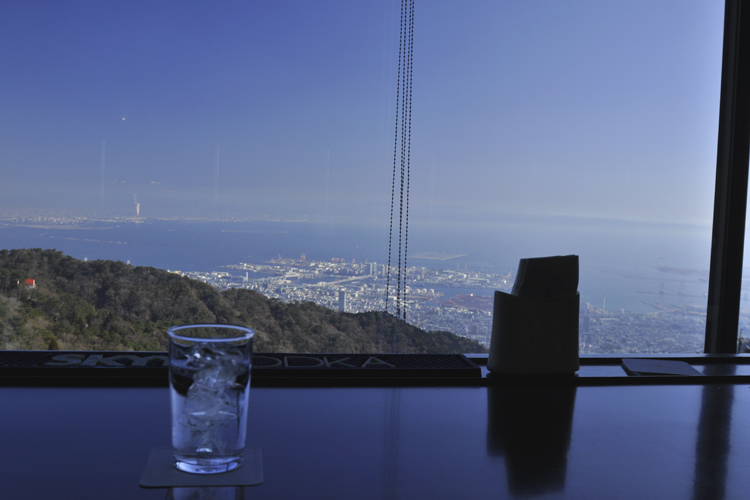 六甲山ホテル・スカイラウンジからの眺め